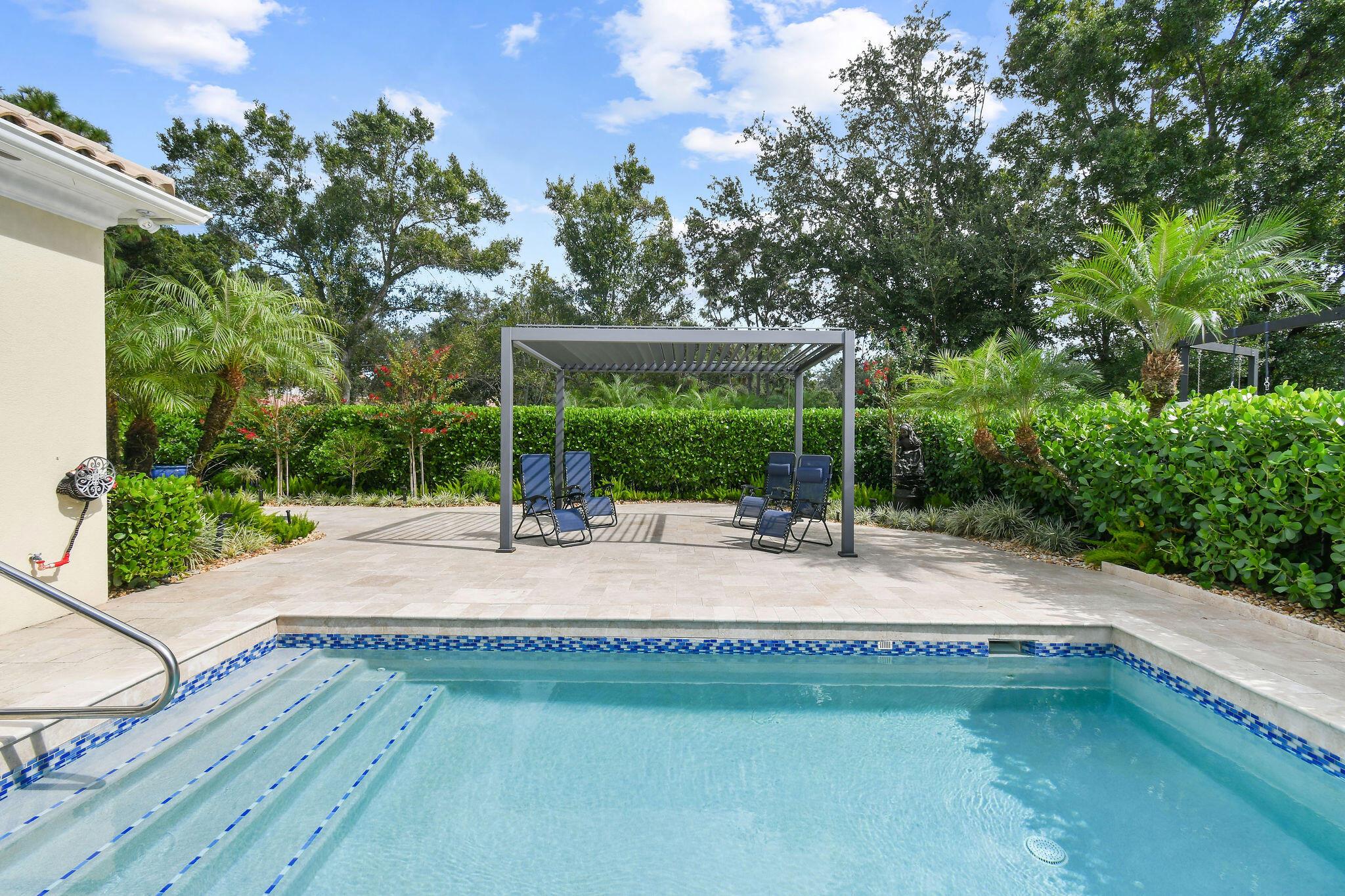 4015 Community Dr Jupiter, FL 33458