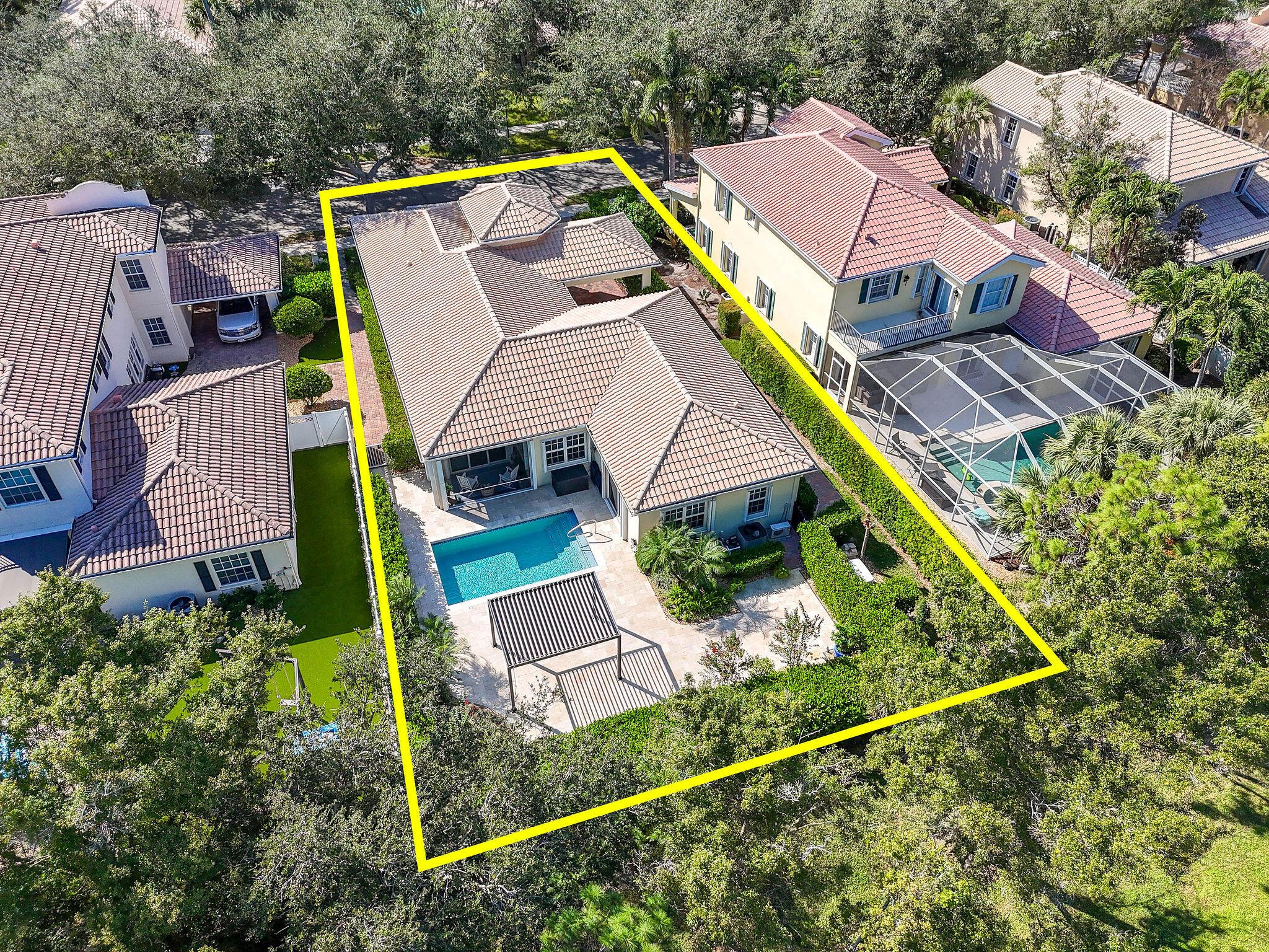 4015 Community Dr Jupiter, FL 33458