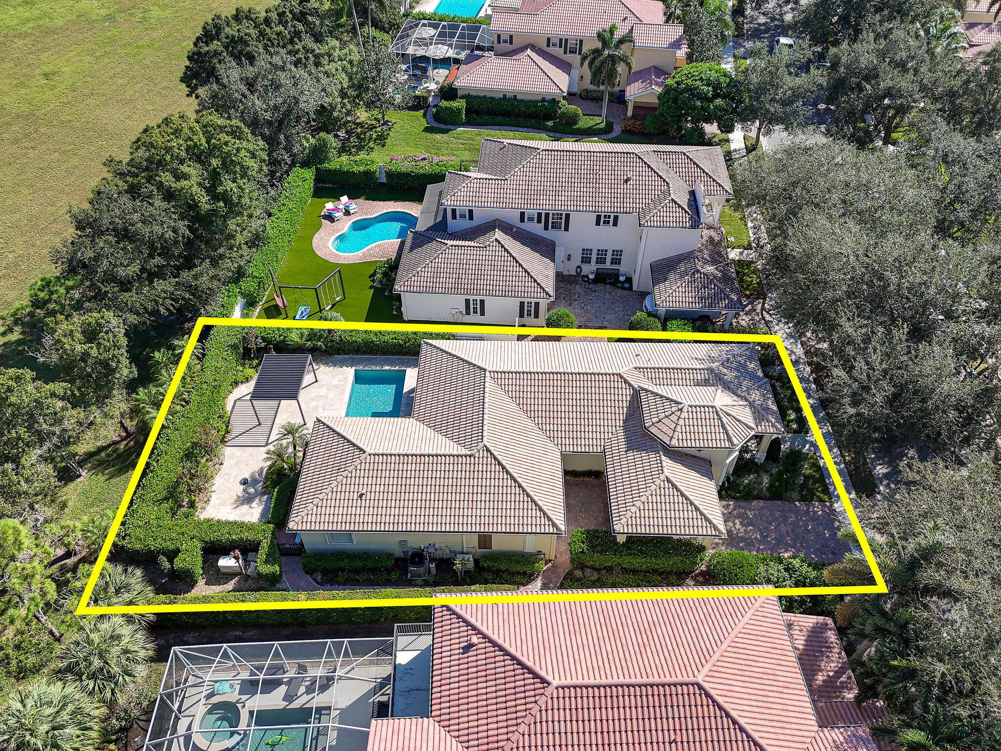 4015 Community Dr Jupiter, FL 33458