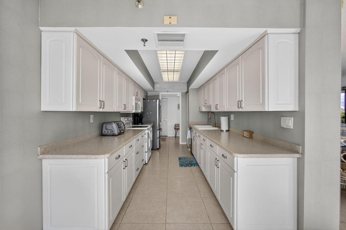 1300 S Highway A1a #201 Jupiter, FL 33477