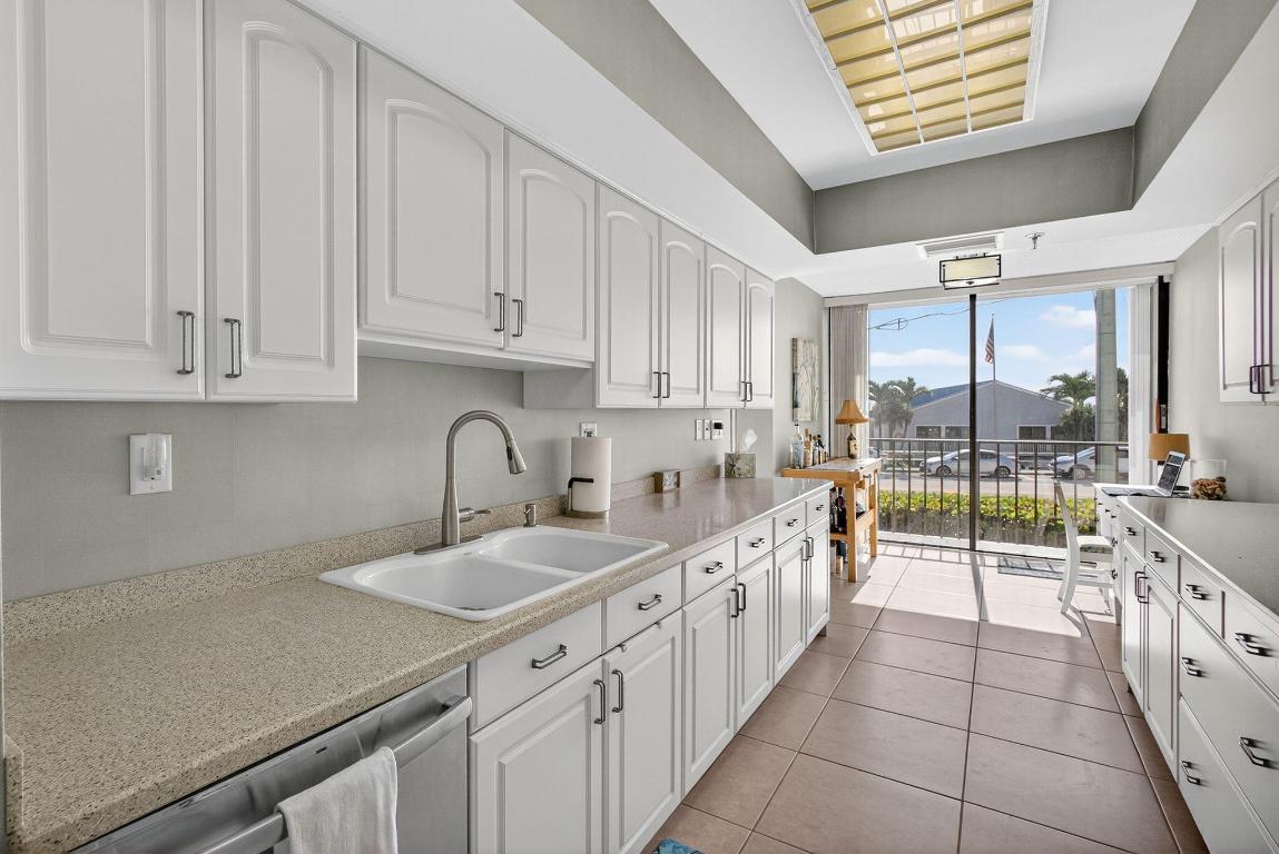 1300 S Highway A1a #201 Jupiter, FL 33477