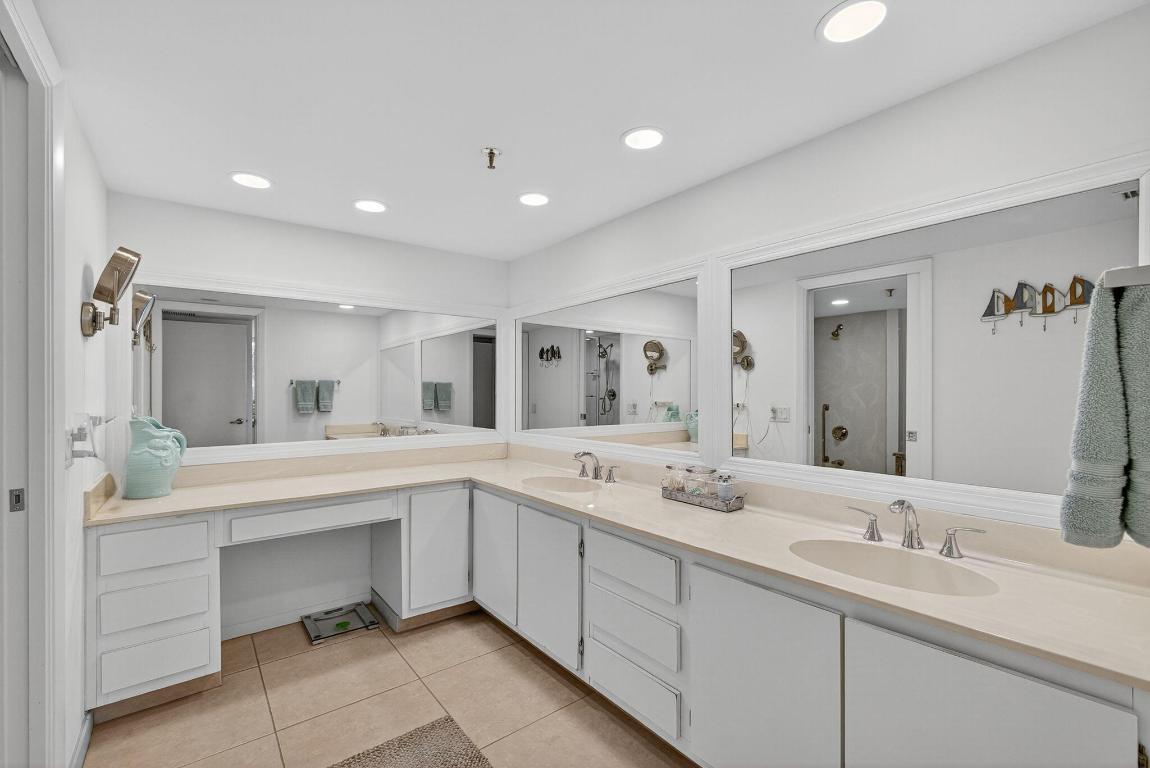 1300 S Highway A1a #201 Jupiter, FL 33477