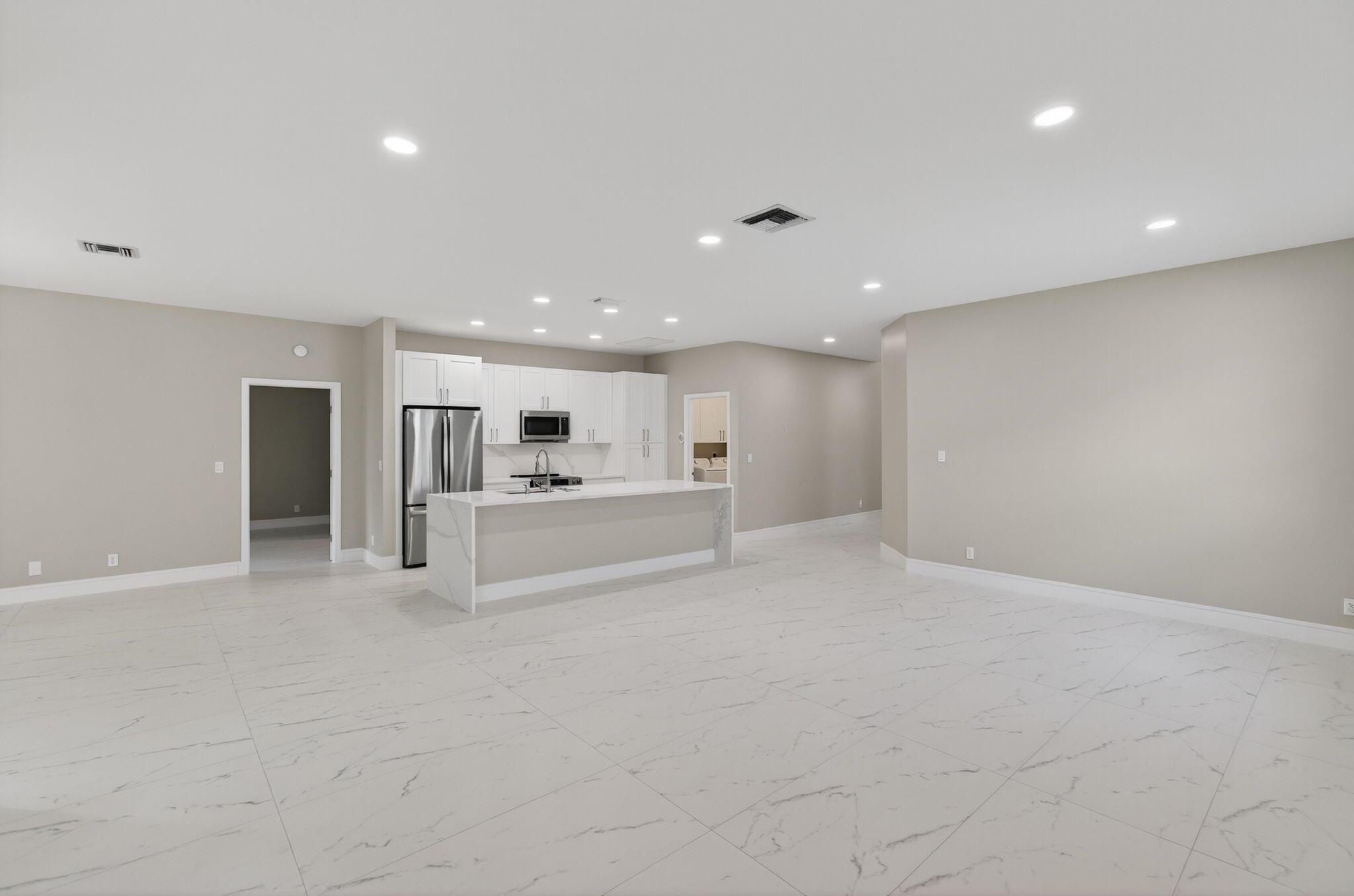 7770 Stirling Brg Blvd Delray Beach, FL 33446