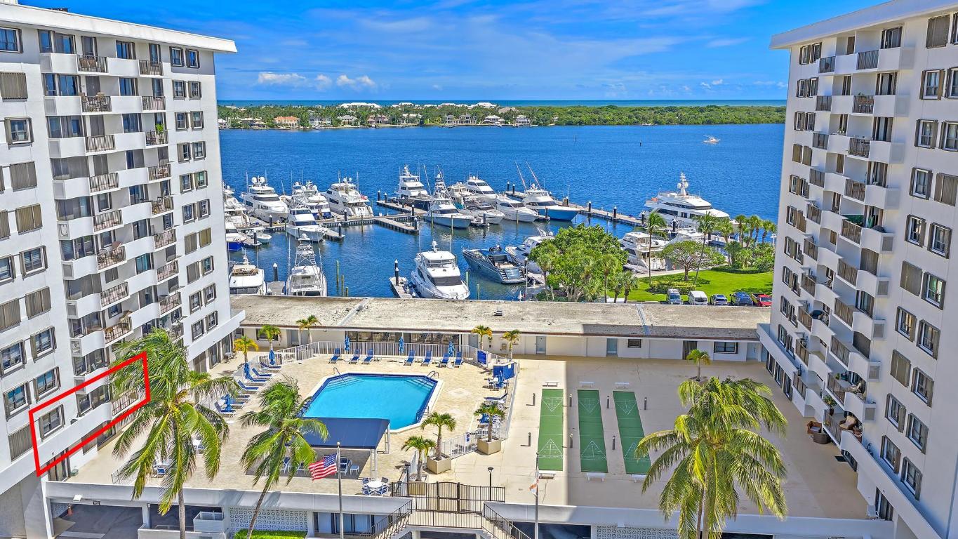 1208 Marine Way #105 North Palm Beach, FL 33408