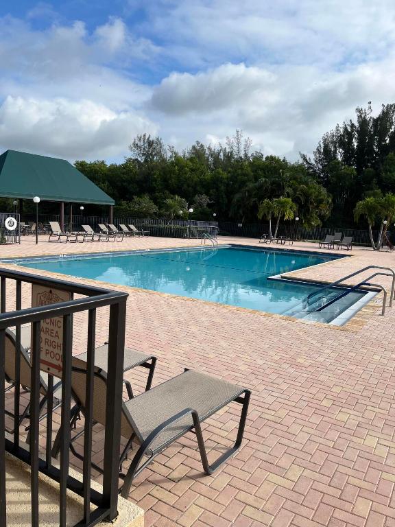 6065 Parkwalk Dr #1312 Boynton Beach, FL 33472