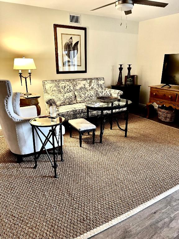 6065 Parkwalk Dr #1312 Boynton Beach, FL 33472