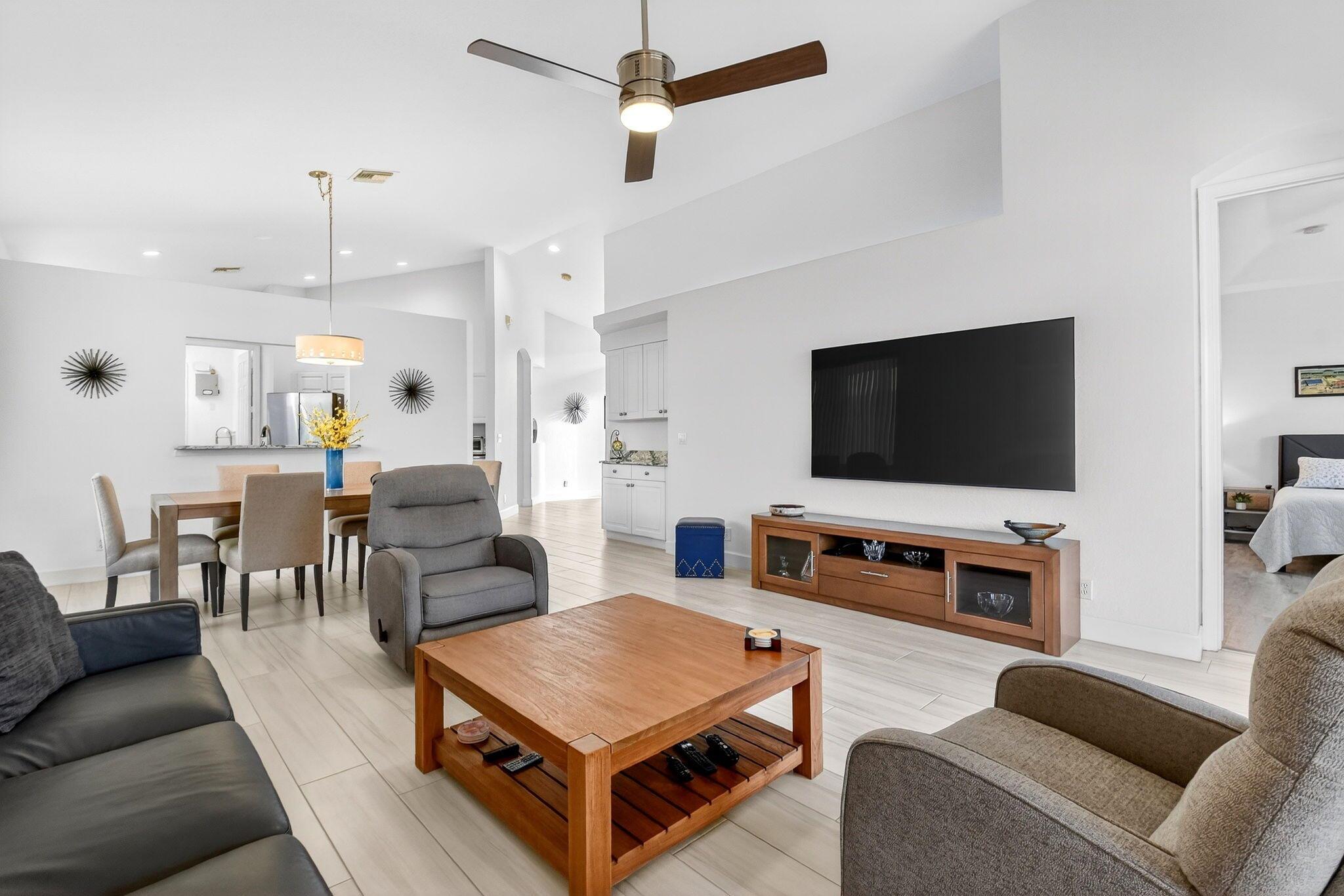 8099 Bellafiore Way Boynton Beach, FL 33472