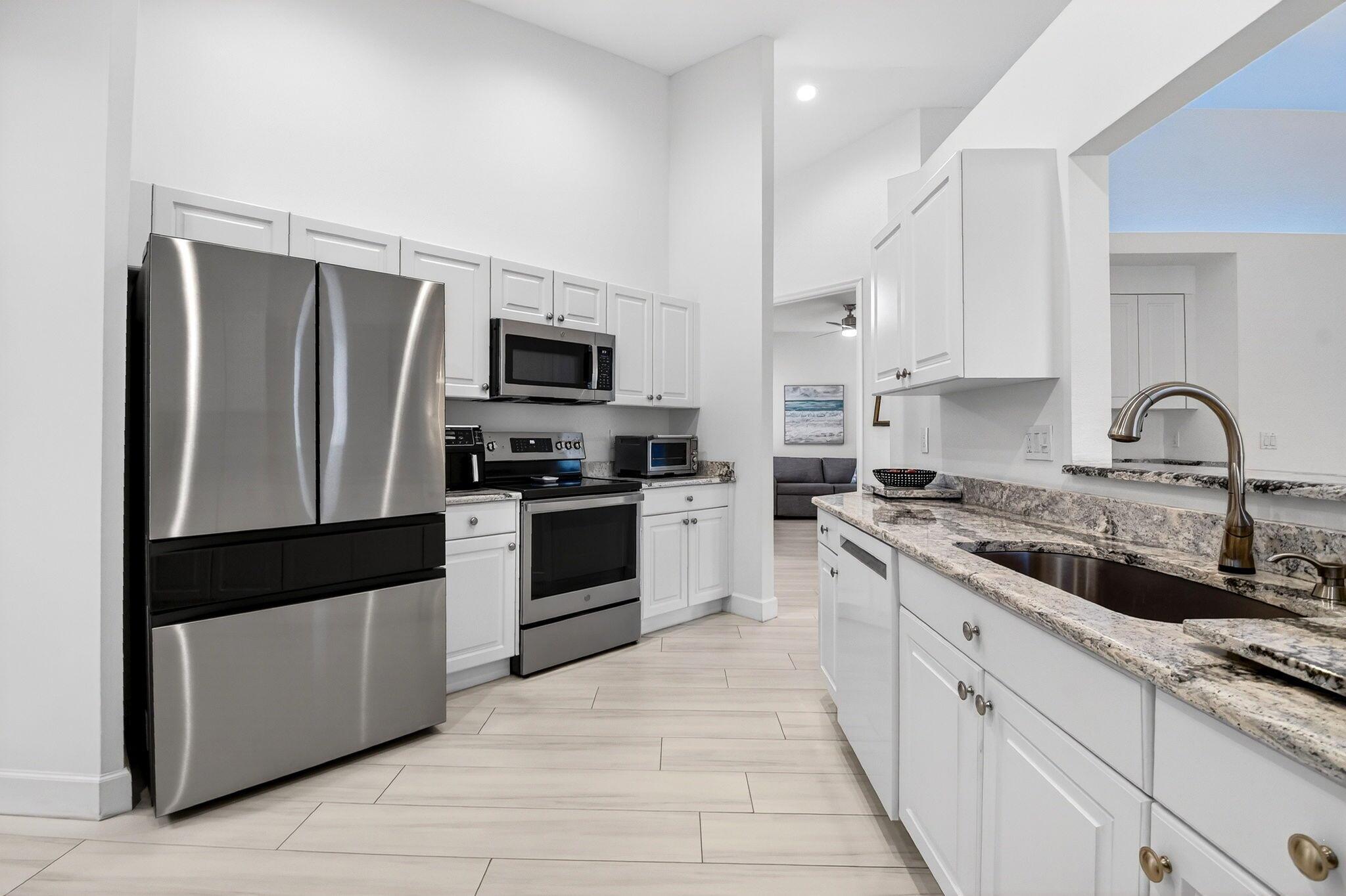 8099 Bellafiore Way Boynton Beach, FL 33472