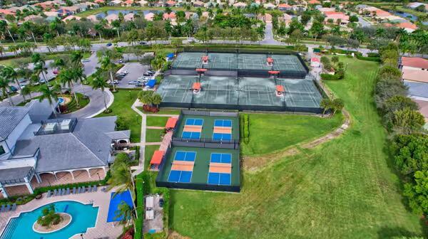 8099 Bellafiore Way Boynton Beach, FL 33472