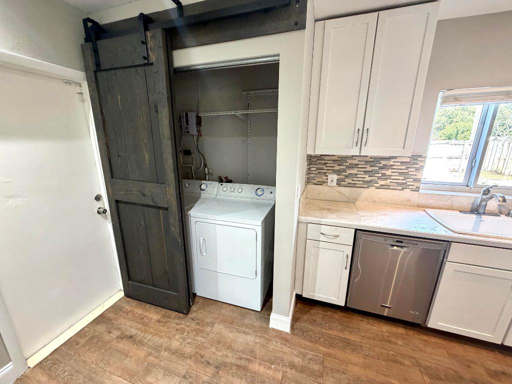 3241 SW 19th St Fort Lauderdale, FL 33312