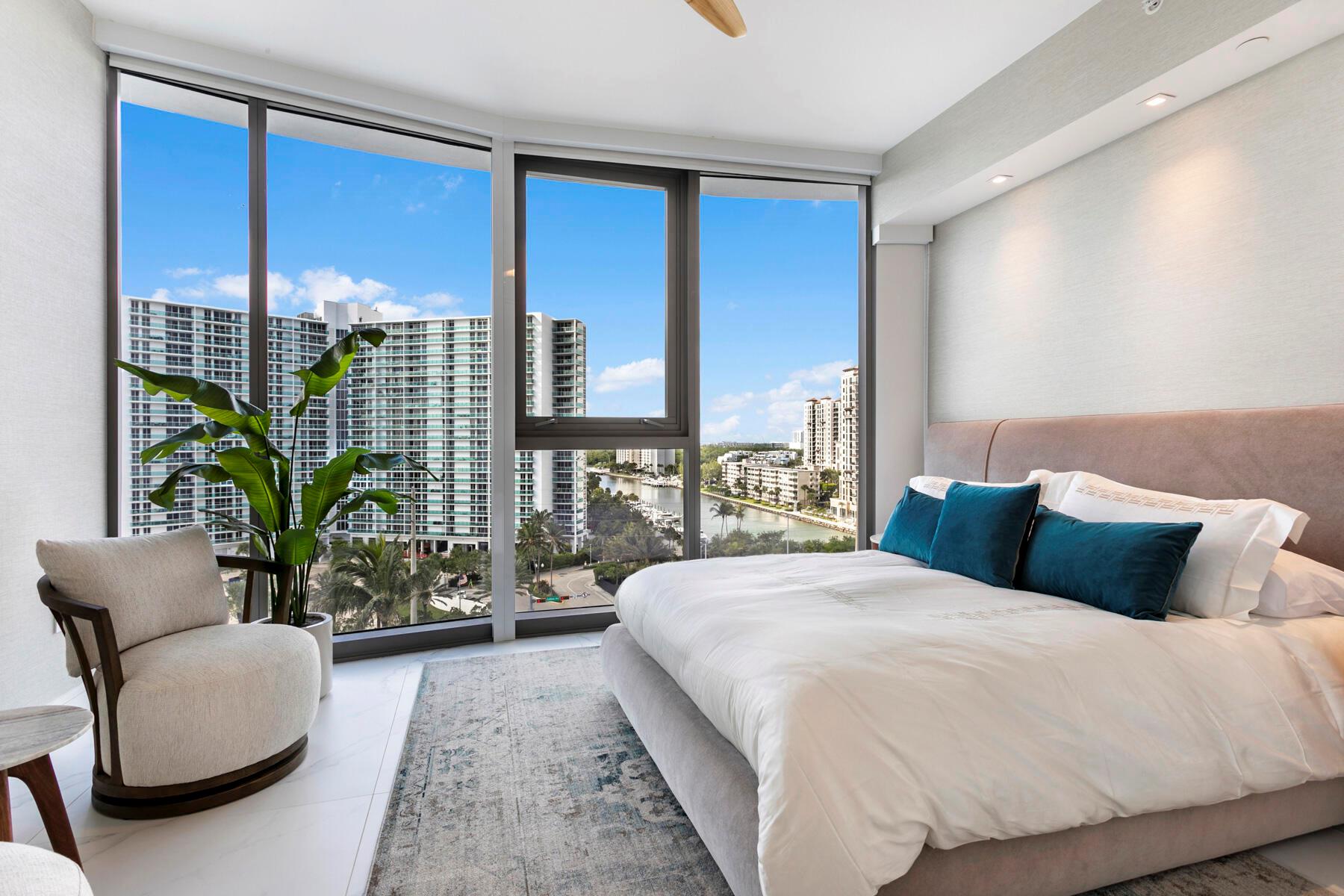 15701 Collins Ave #701 Sunny Isles Beach, FL 33160