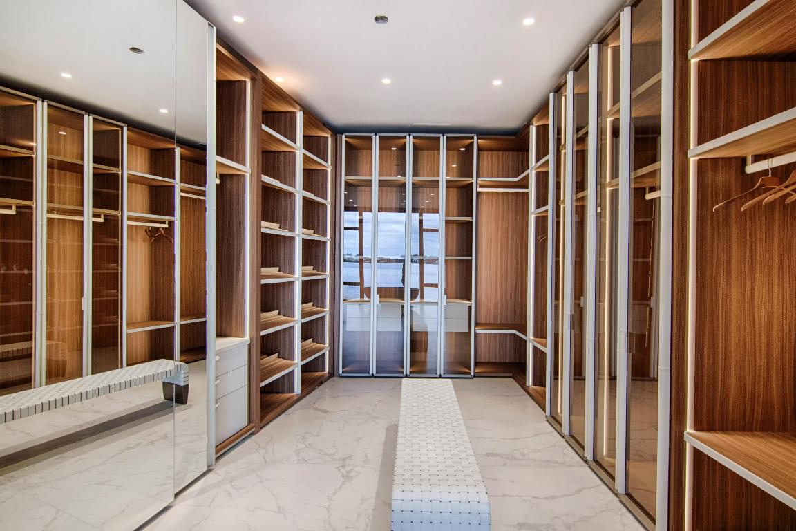 6315 S Flagler West Palm Beach, FL 33405