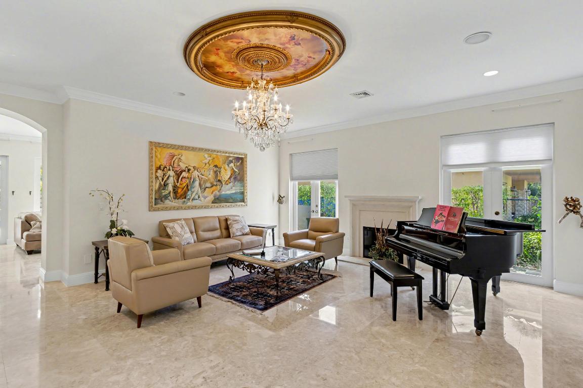 860 E Park Boca Raton, FL 33432