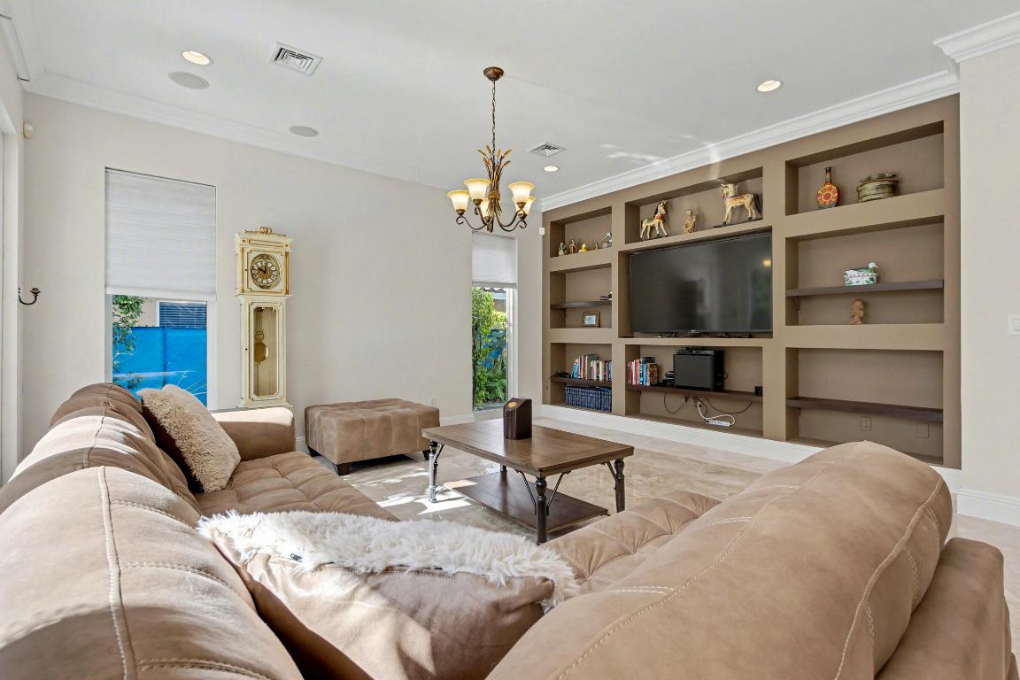 860 E Park Boca Raton, FL 33432