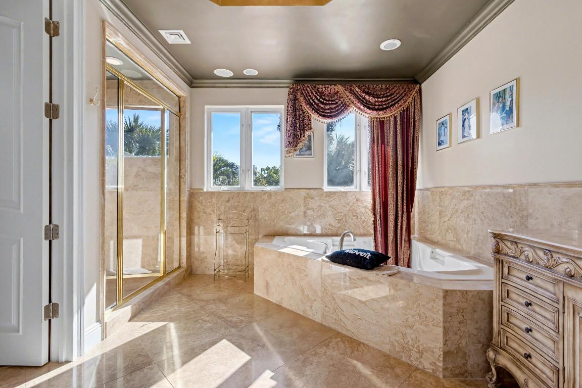 860 E Park Boca Raton, FL 33432