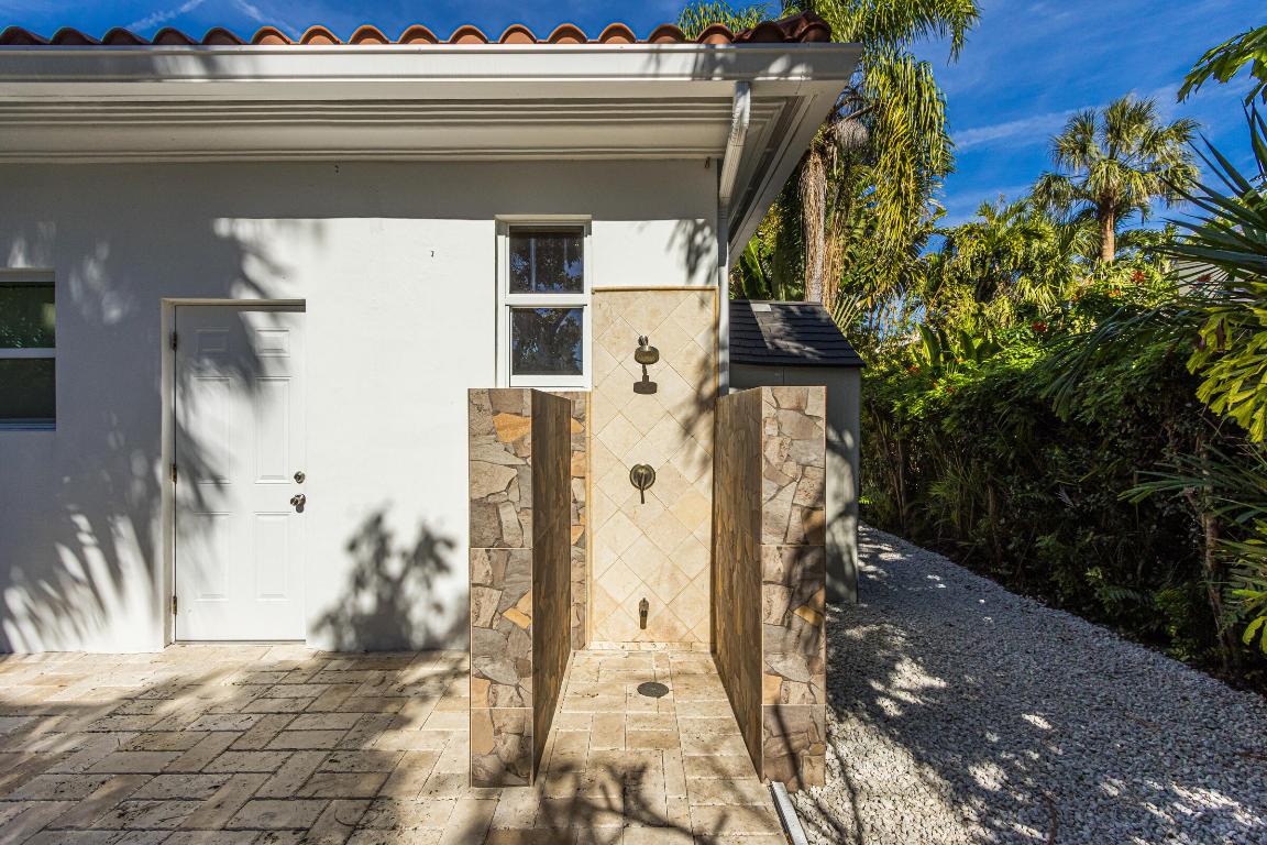 860 E Park Boca Raton, FL 33432