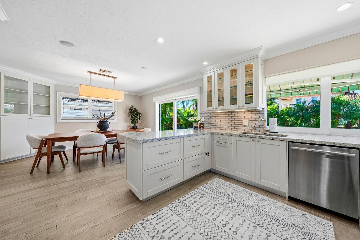 5567 Rico Boca Raton, FL 33487