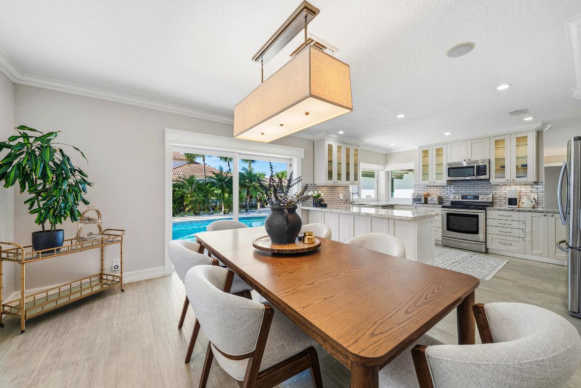 5567 Rico Boca Raton, FL 33487