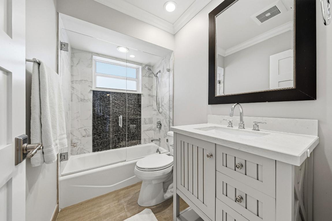 5567 Rico Boca Raton, FL 33487