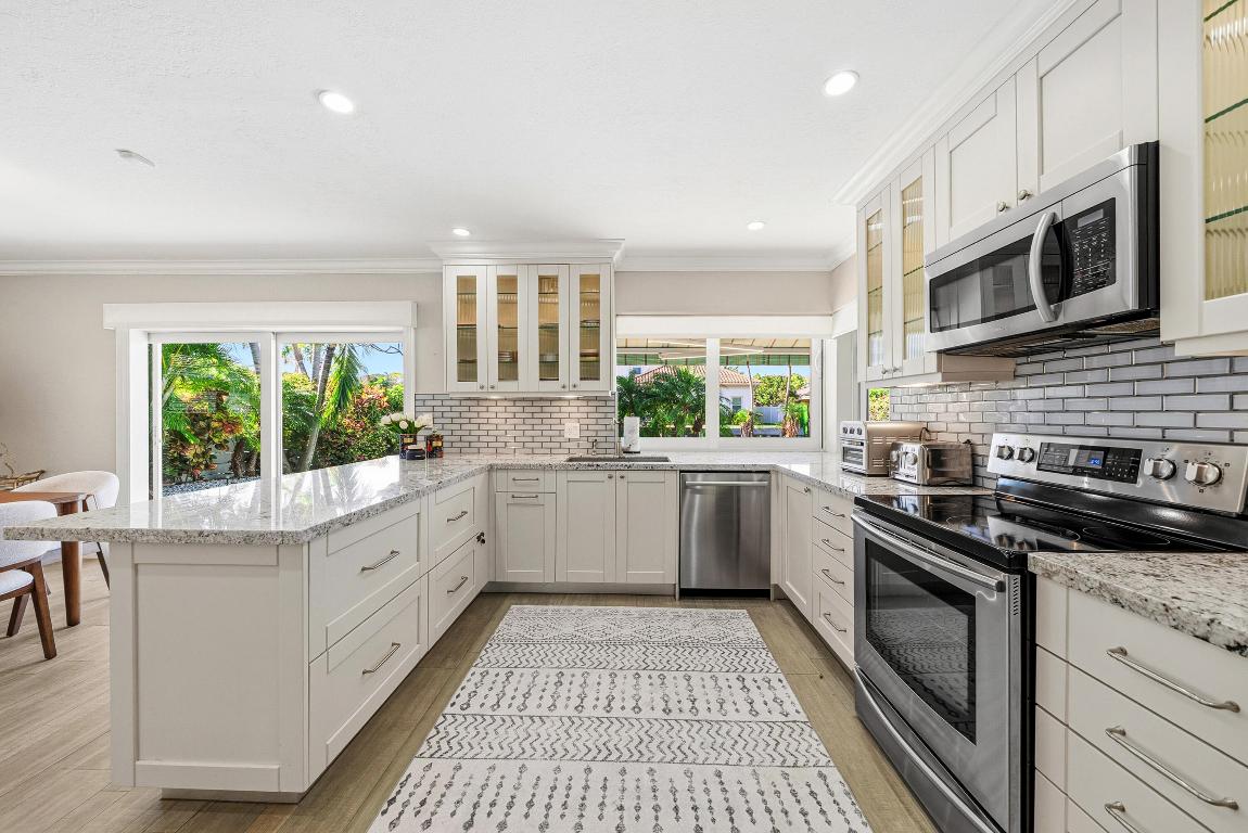 5567 Rico Boca Raton, FL 33487