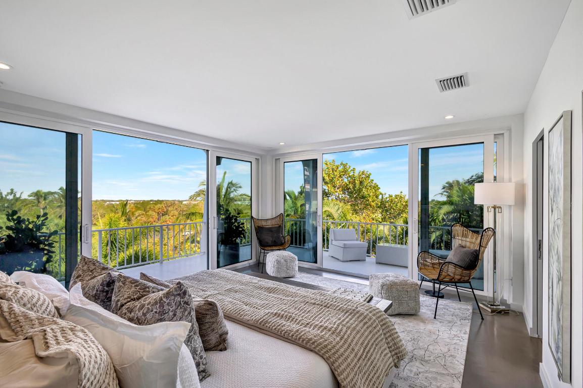 2275 S Ocean #305n Palm Beach, FL 33480