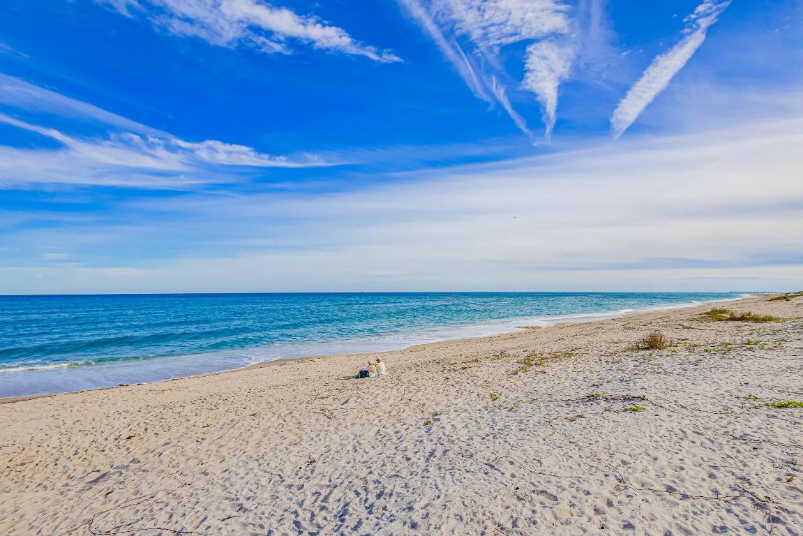 2275 S Ocean #305n Palm Beach, FL 33480