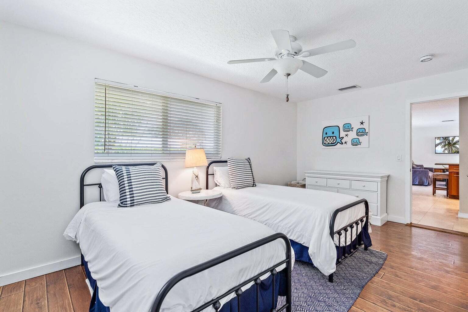 356 Mars Tequesta, FL 33469