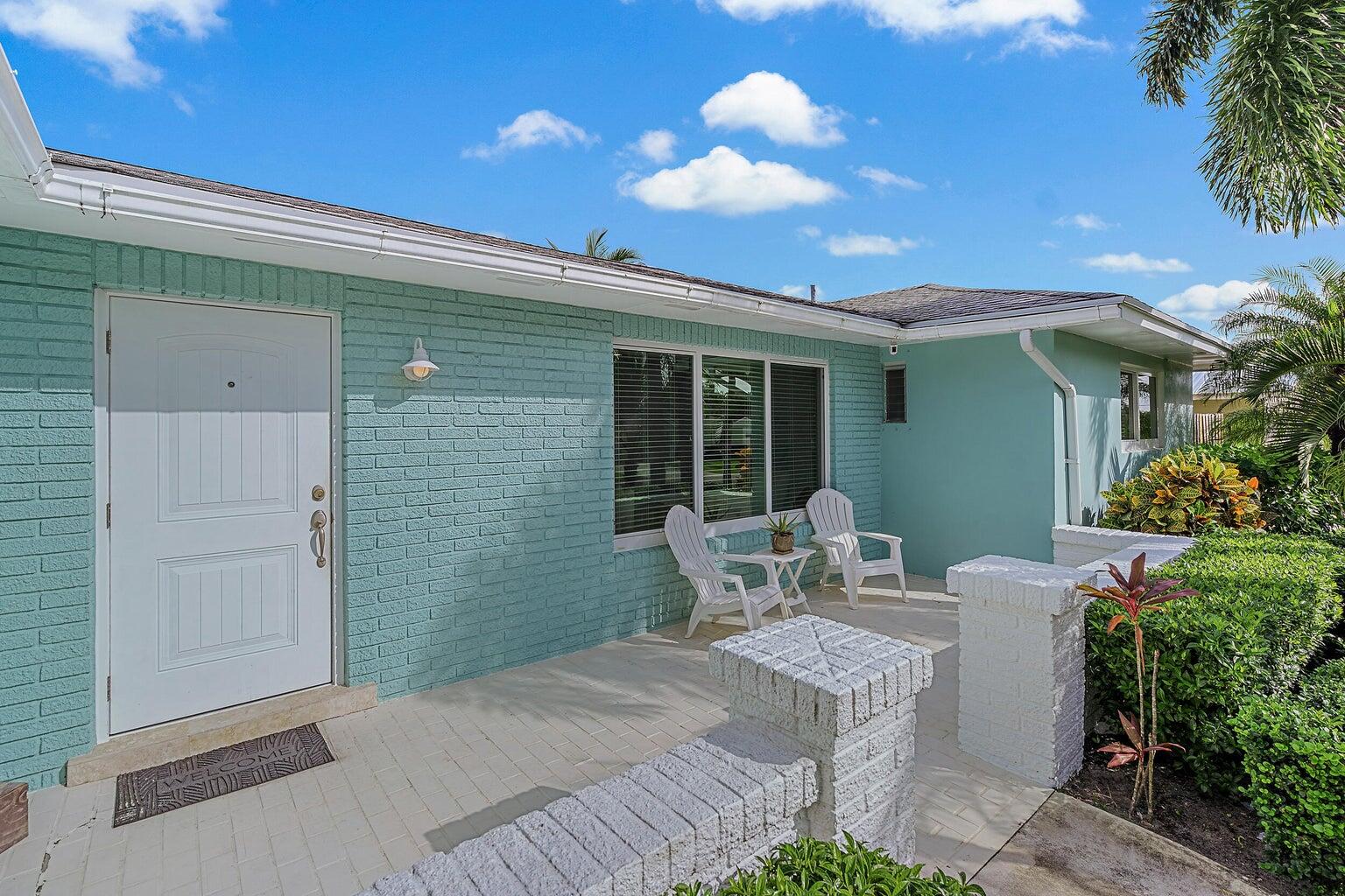 356 Mars Tequesta, FL 33469