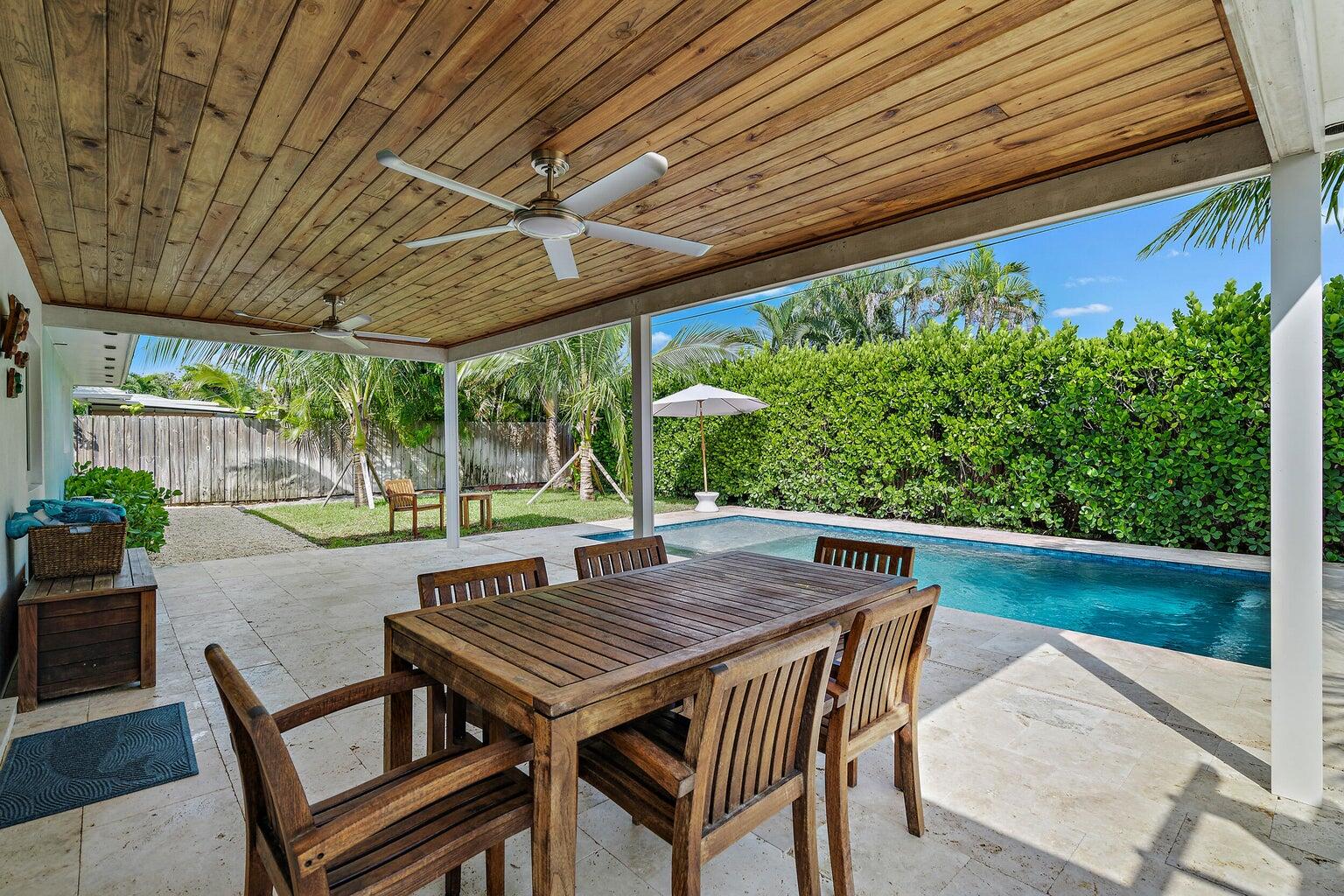 356 Mars Tequesta, FL 33469
