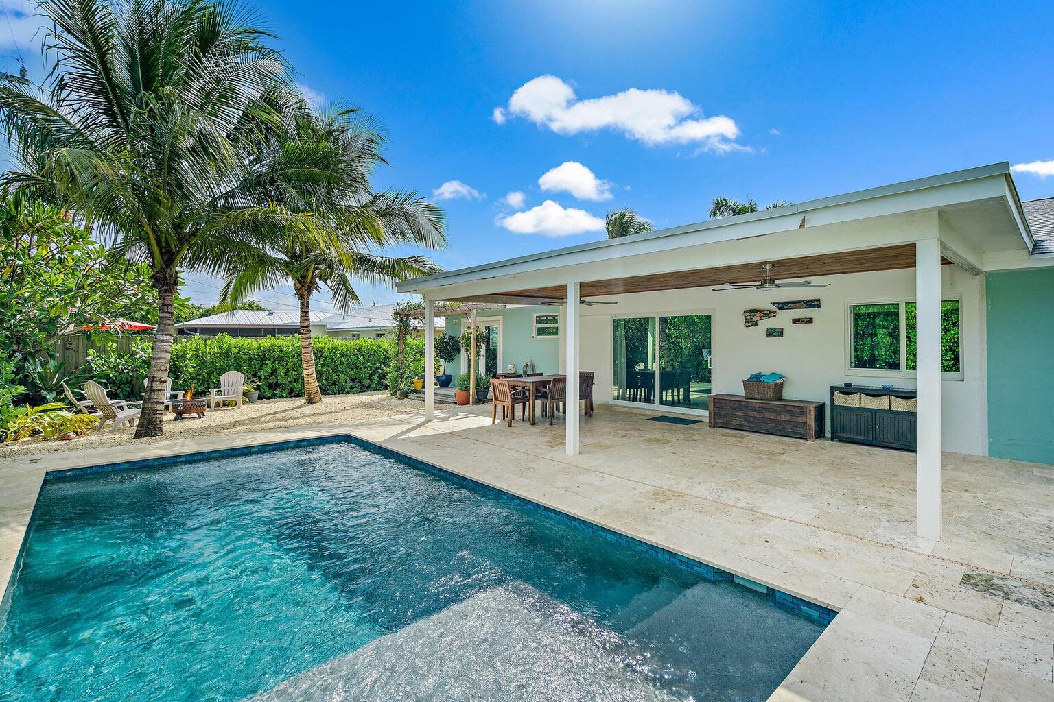 356 Mars Tequesta, FL 33469