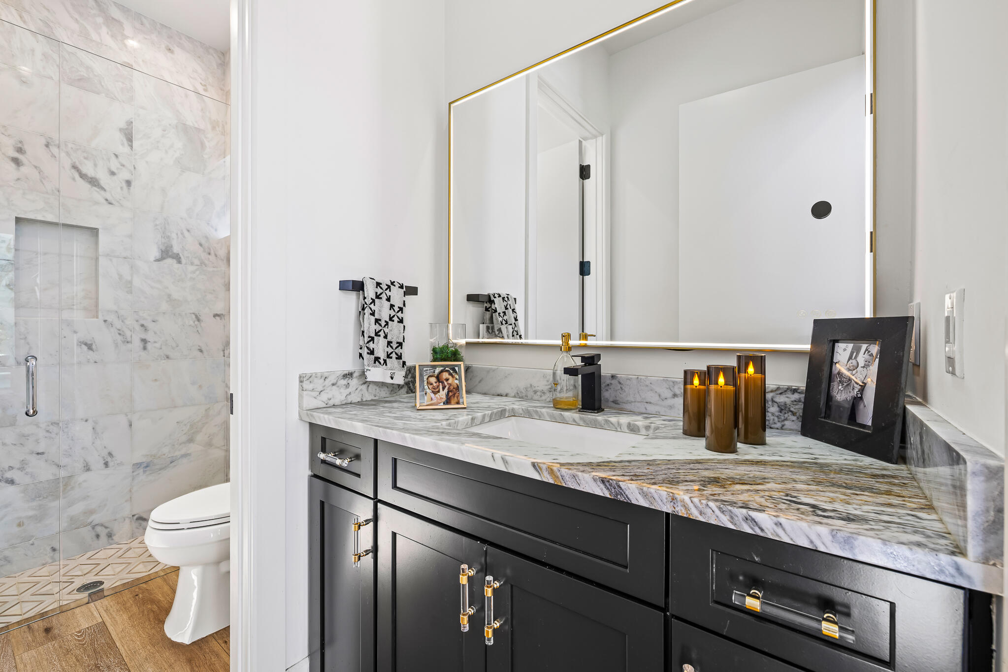 549 NE 10th Fort Lauderdale, FL 33301