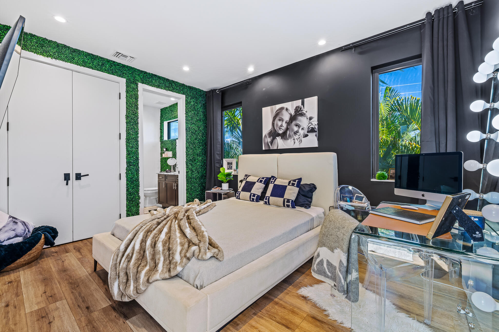 549 NE 10th Fort Lauderdale, FL 33301