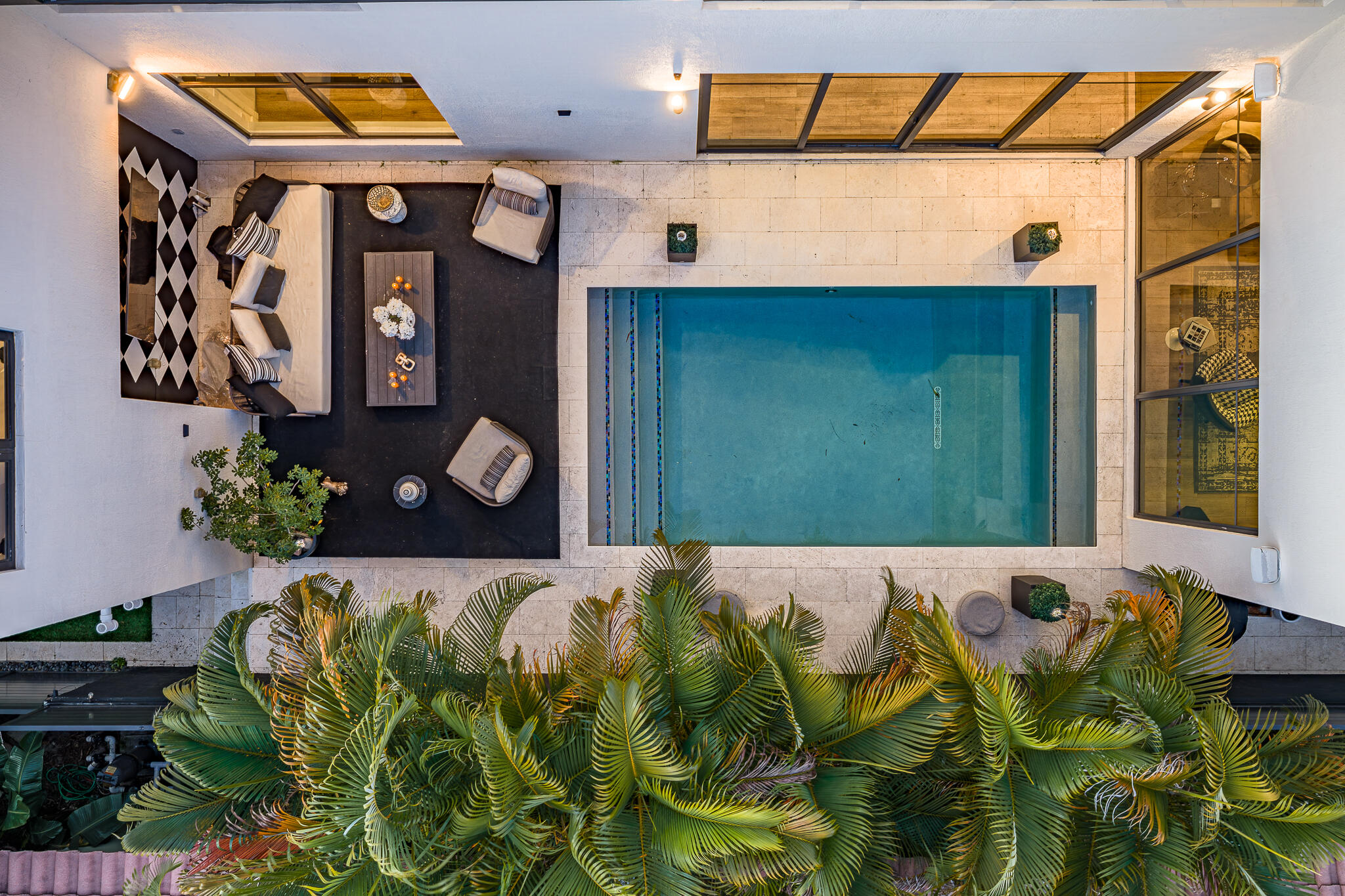 549 NE 10th Fort Lauderdale, FL 33301