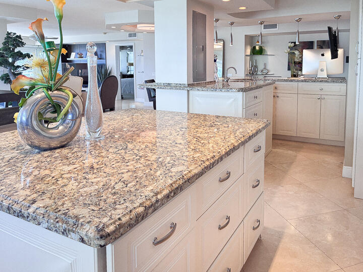 2000 S Ocean #810 Fort Lauderdale, FL 33316