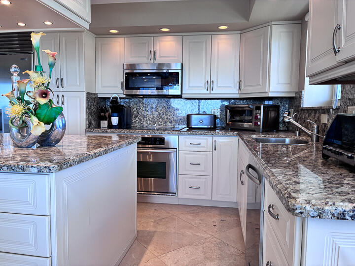 2000 S Ocean #810 Fort Lauderdale, FL 33316