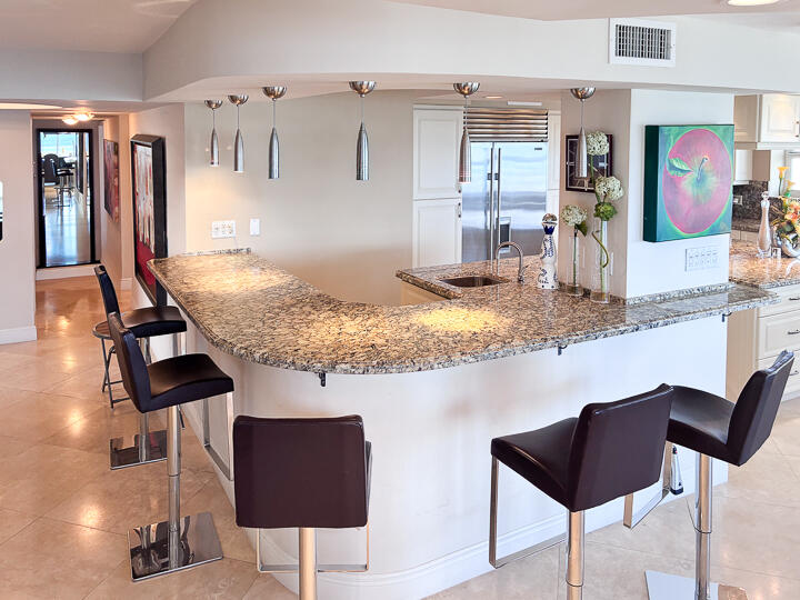 2000 S Ocean #810 Fort Lauderdale, FL 33316