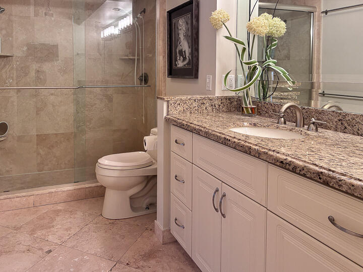 2000 S Ocean #810 Fort Lauderdale, FL 33316