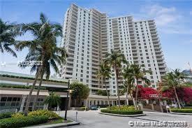 701 Brickell Key Blvd #2004