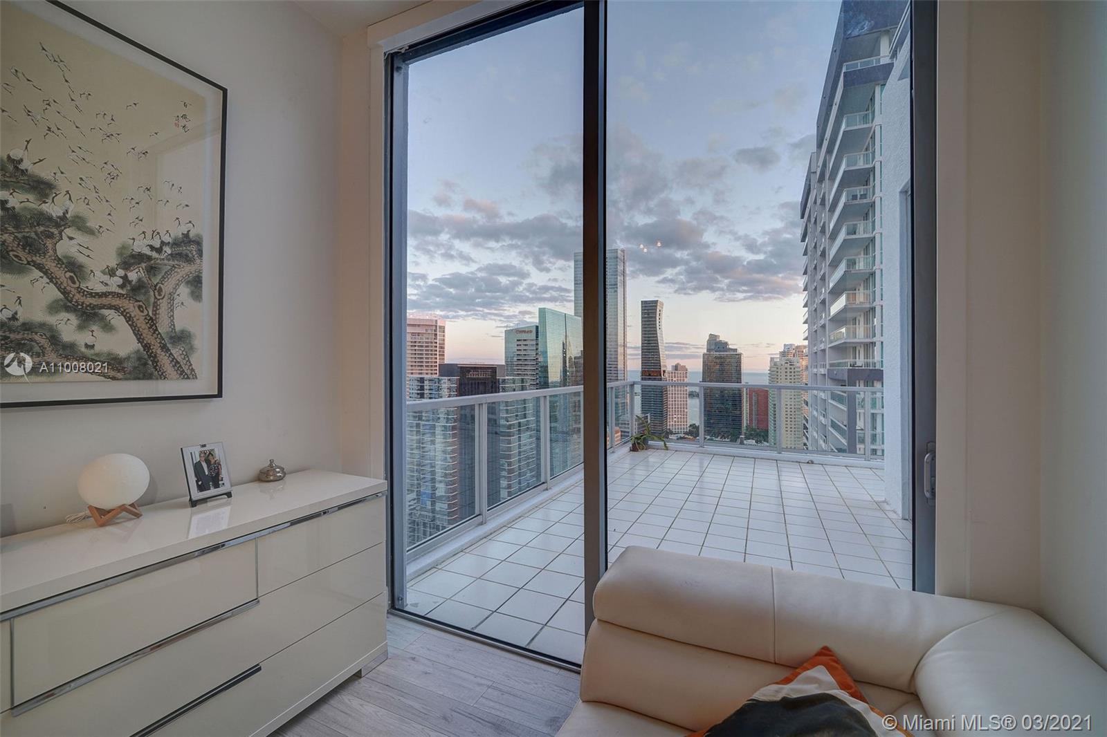 1050 Brickell Ave #PH3504 Miami, FL 33131