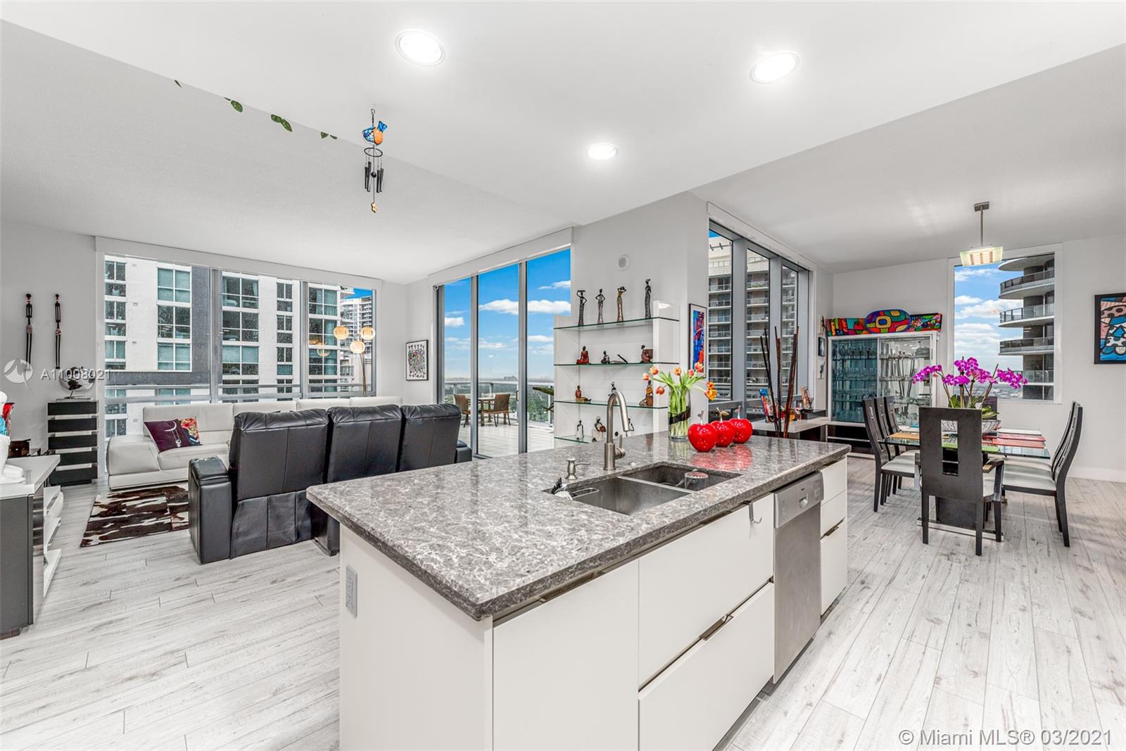 1050 Brickell Ave #PH3504 Miami, FL 33131