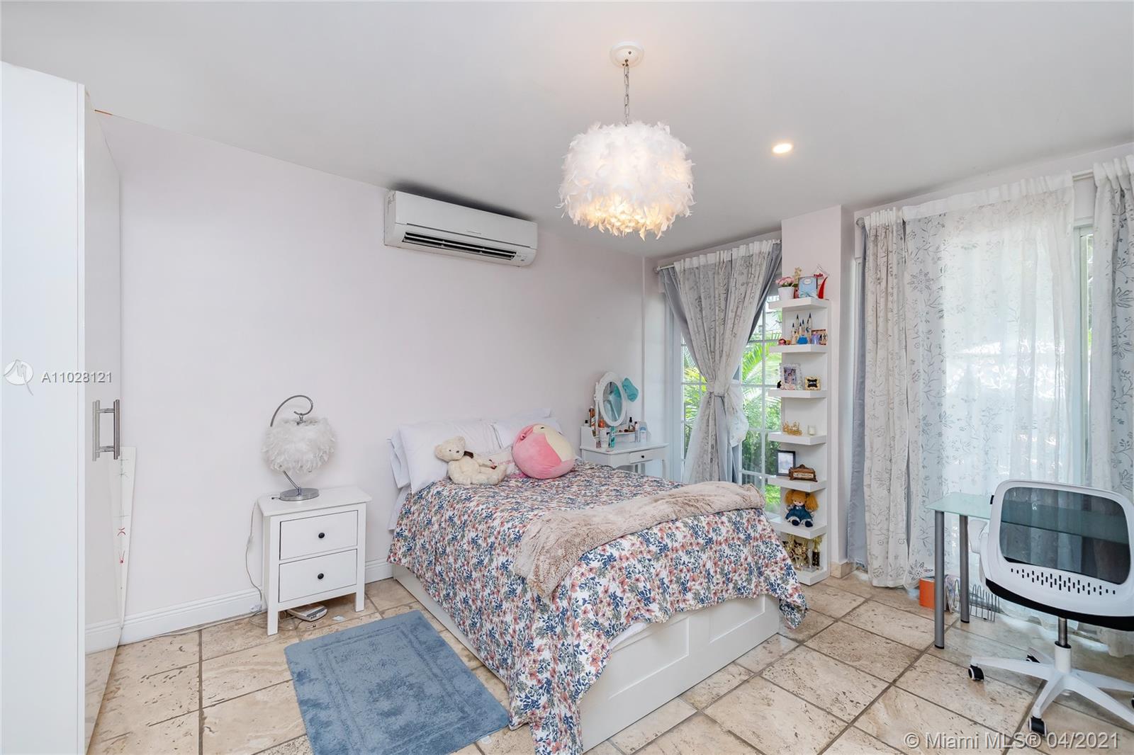 920 Palermo Ave Coral Gables, FL 33134