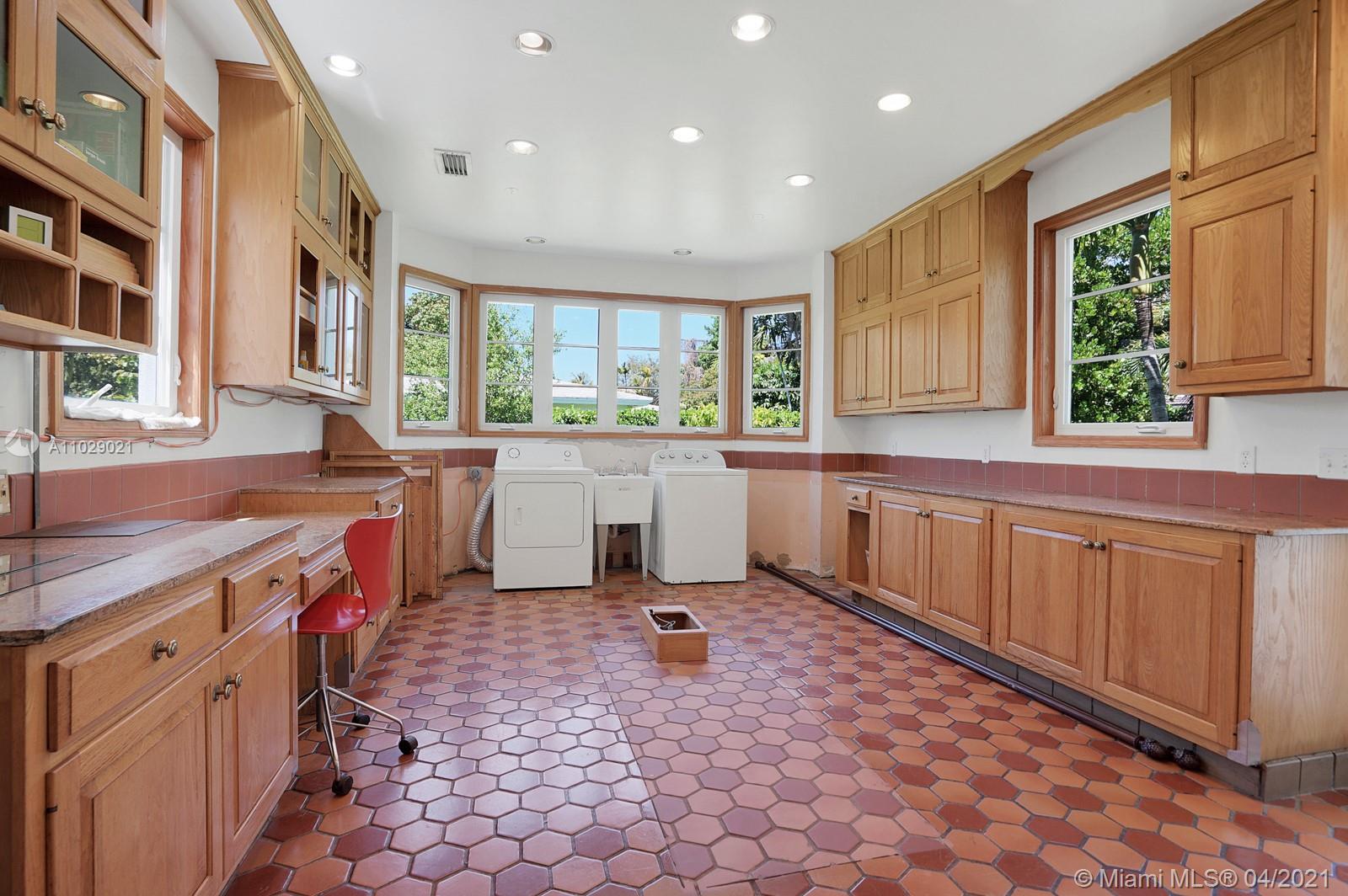 1217 Granada Blvd Coral Gables, FL 33134