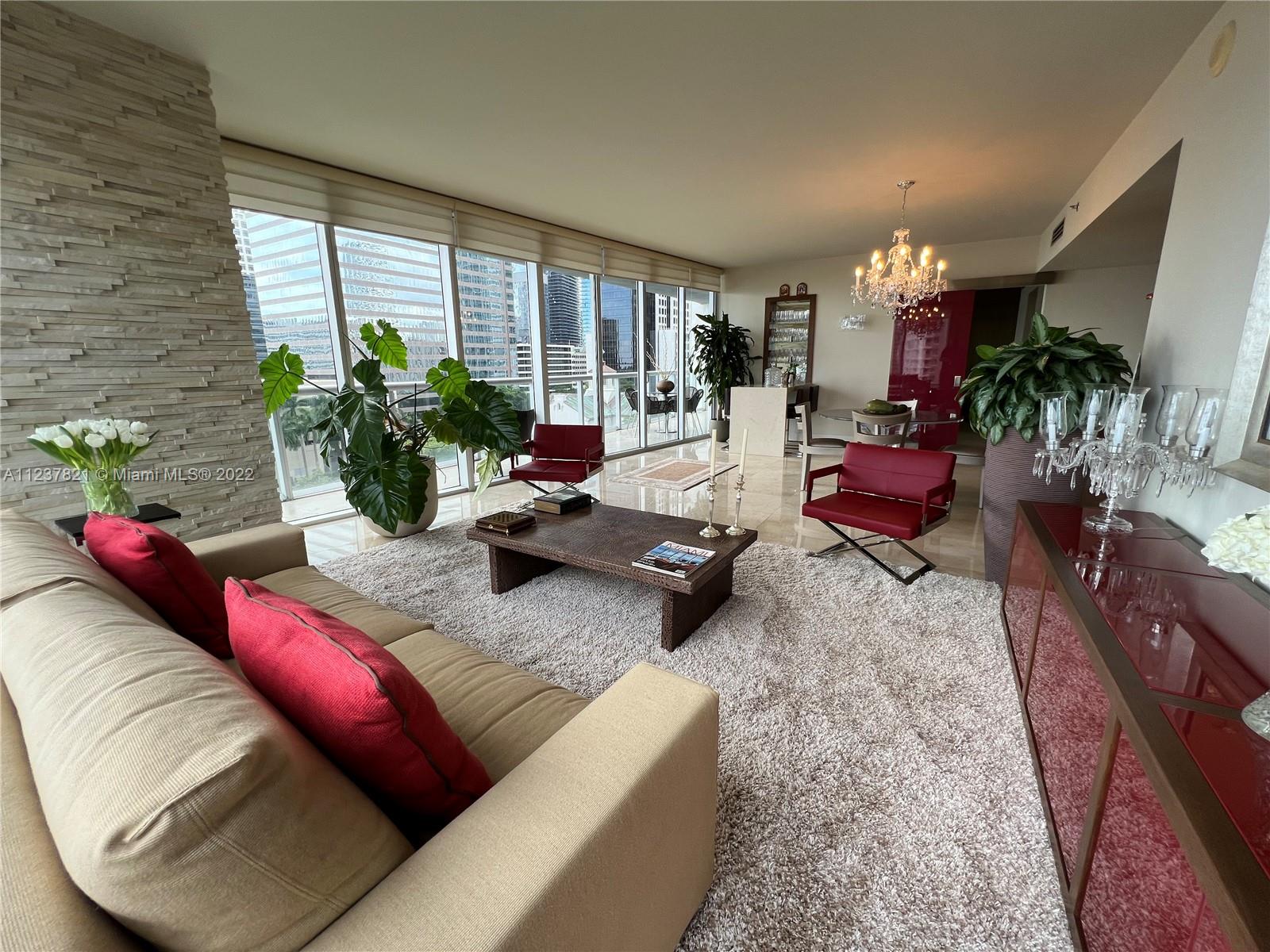 495 Brickell Ave #901