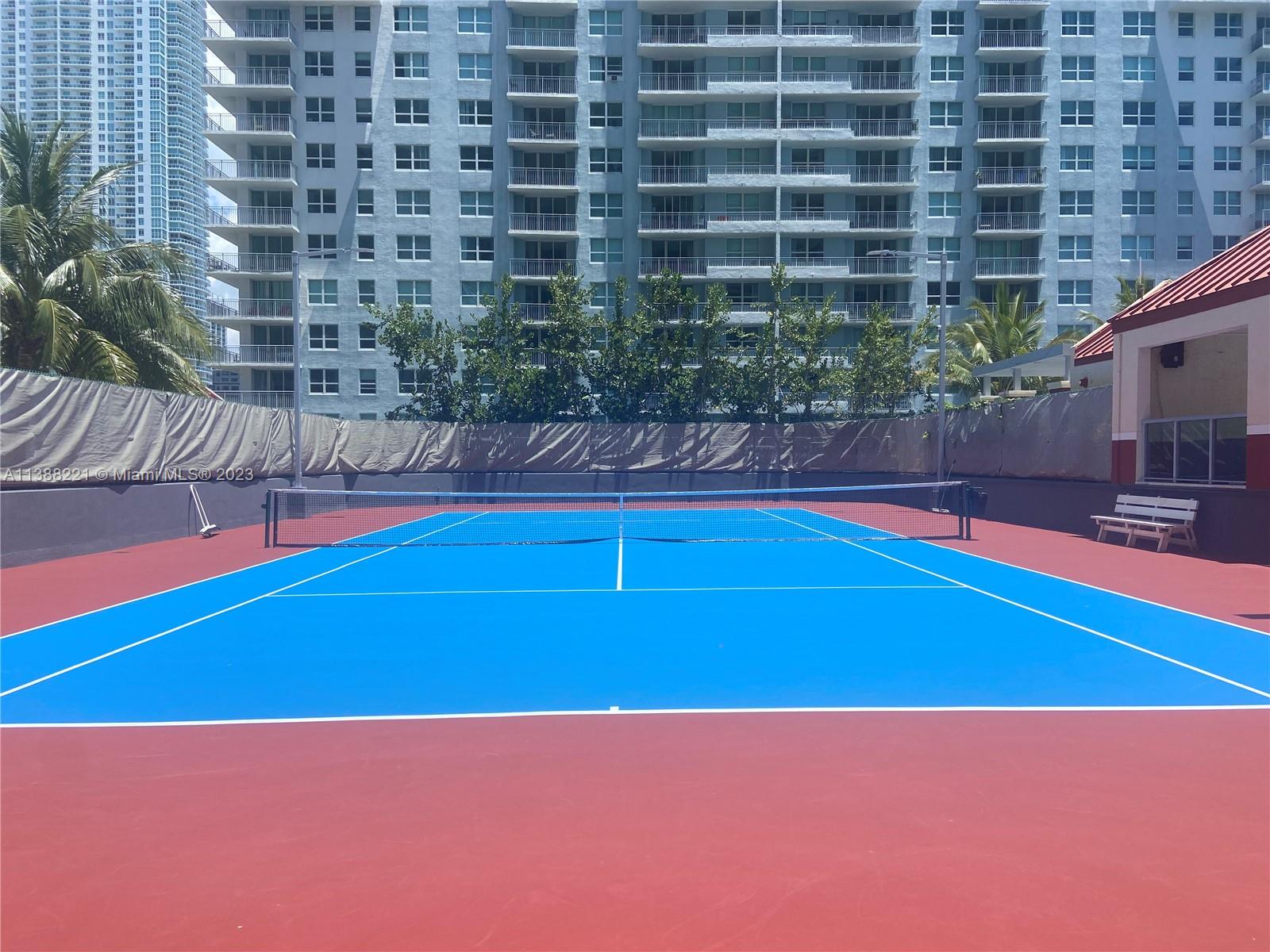 1155 Brickell Bay Dr #1808,Miami, FL 33131