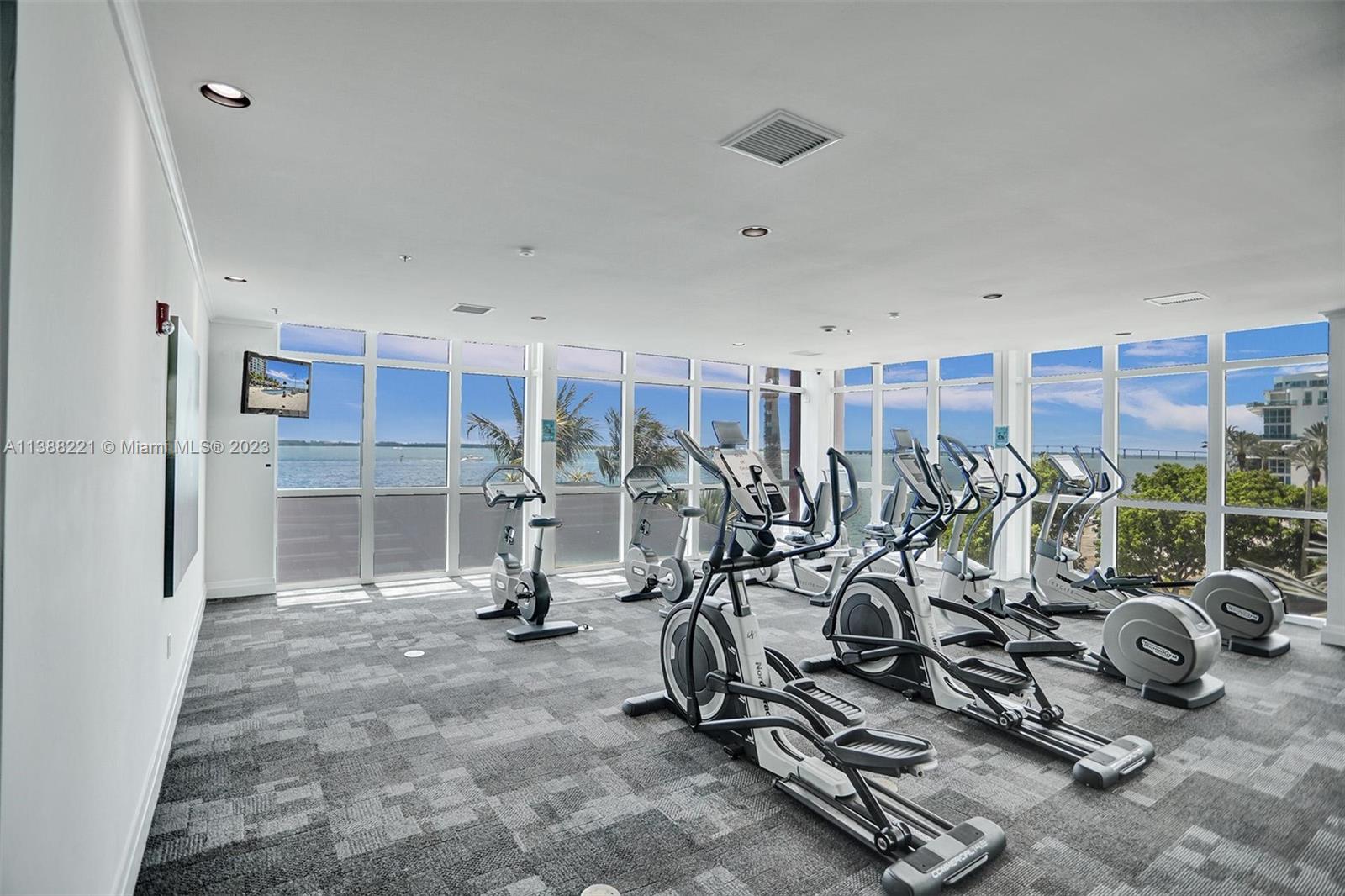 1155 Brickell Bay Dr #1808,Miami, FL 33131