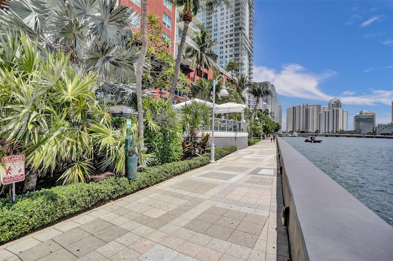 1155 Brickell Bay Dr #1808,Miami, FL 33131