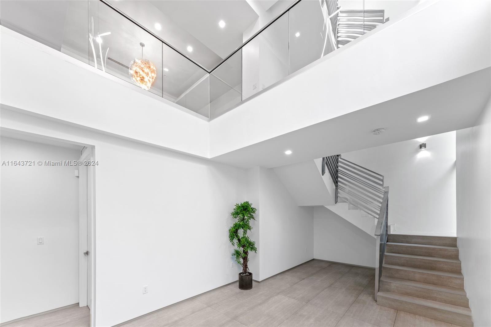 1510 SW 4th Ave Miami, FL 33129