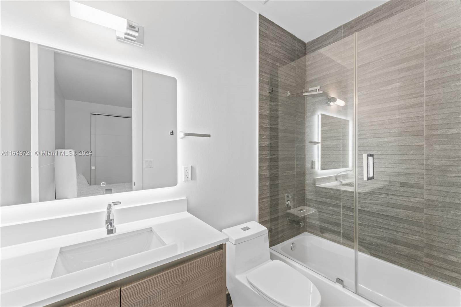 1510 SW 4th Ave Miami, FL 33129