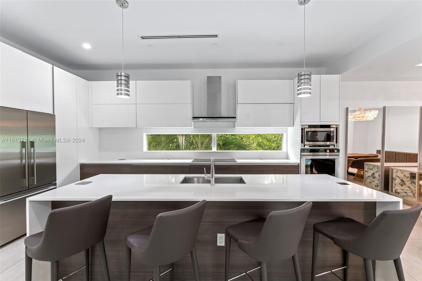 1510 SW 4th Ave Miami, FL 33129