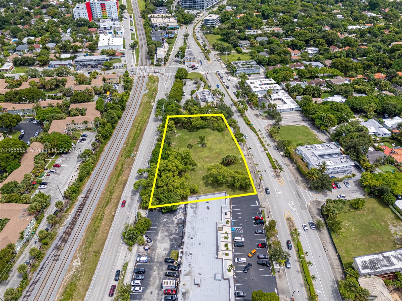 5220 Biscayne Miami, FL 33137